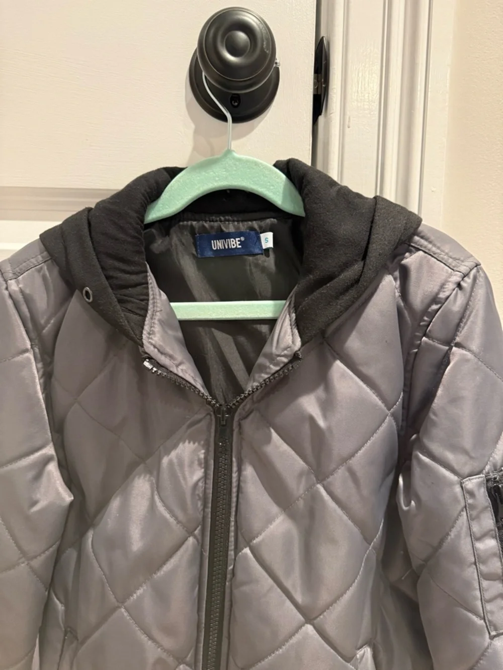 Univibe Jacket EUC Youth Large (10)